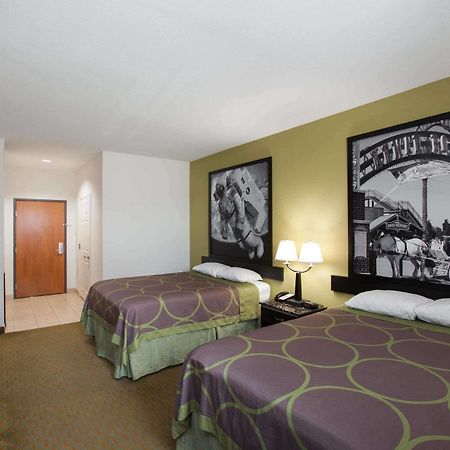 Super 8 By Wyndham Laporte La Porte Εξωτερικό φωτογραφία