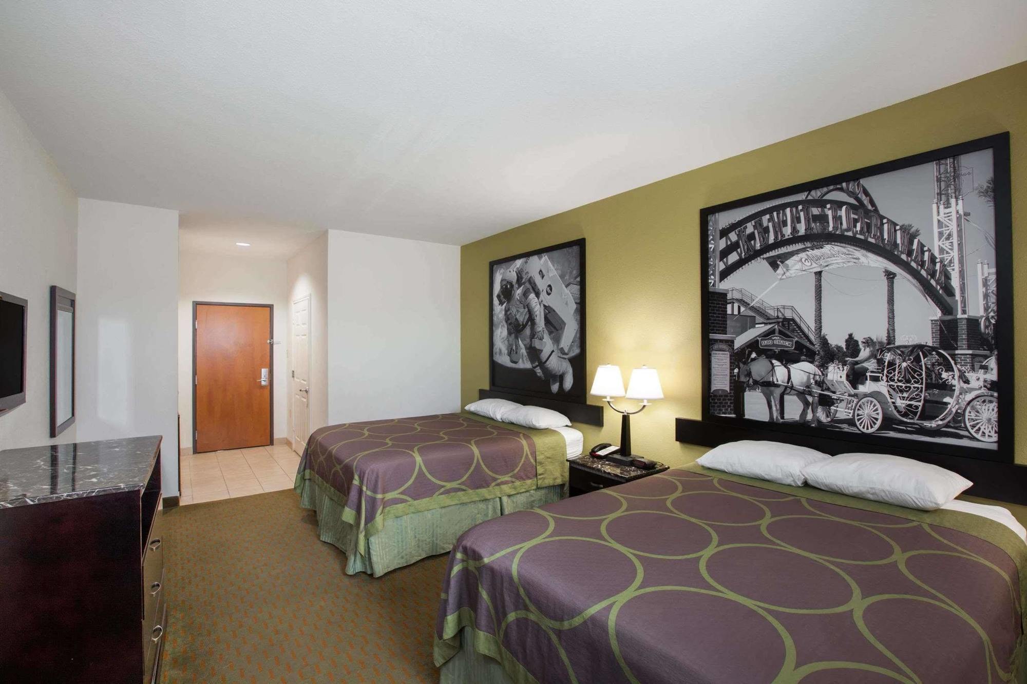Super 8 By Wyndham Laporte La Porte Εξωτερικό φωτογραφία
